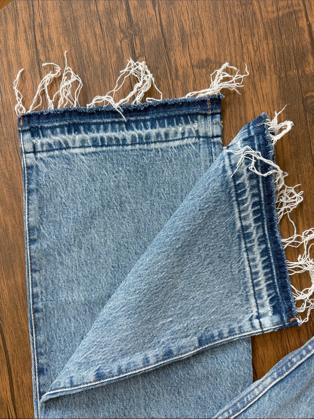 NWT Madewell Mid-Rise ’90s Straight Jeans Raw Hem Size 29 - Picture 5 of 7